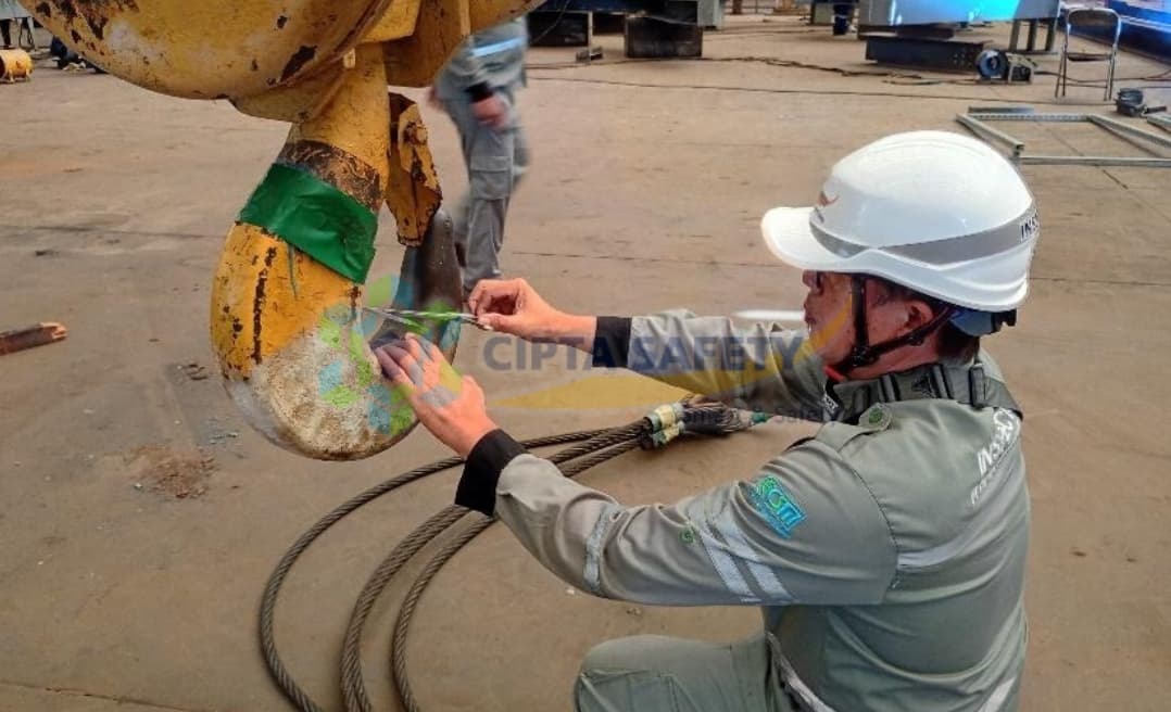 Riksa Uji Overhead Crane Demag 32 Ton – PT PAL Indonesia gallery 2