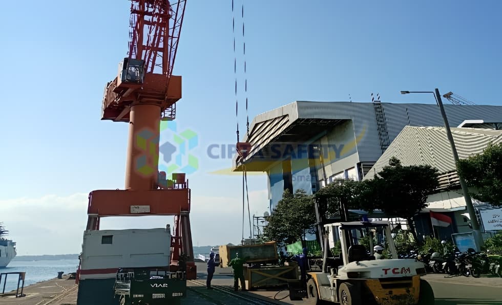 Riksa Uji Portal Crane DK 300 H 15 Ton – PT PAL Indonesia gallery 3