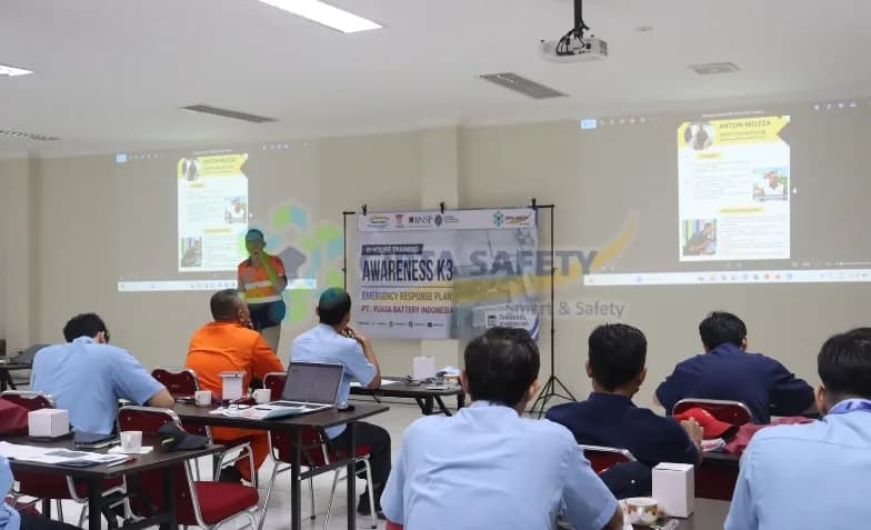 Pelatihan dan Sertifikasi K3